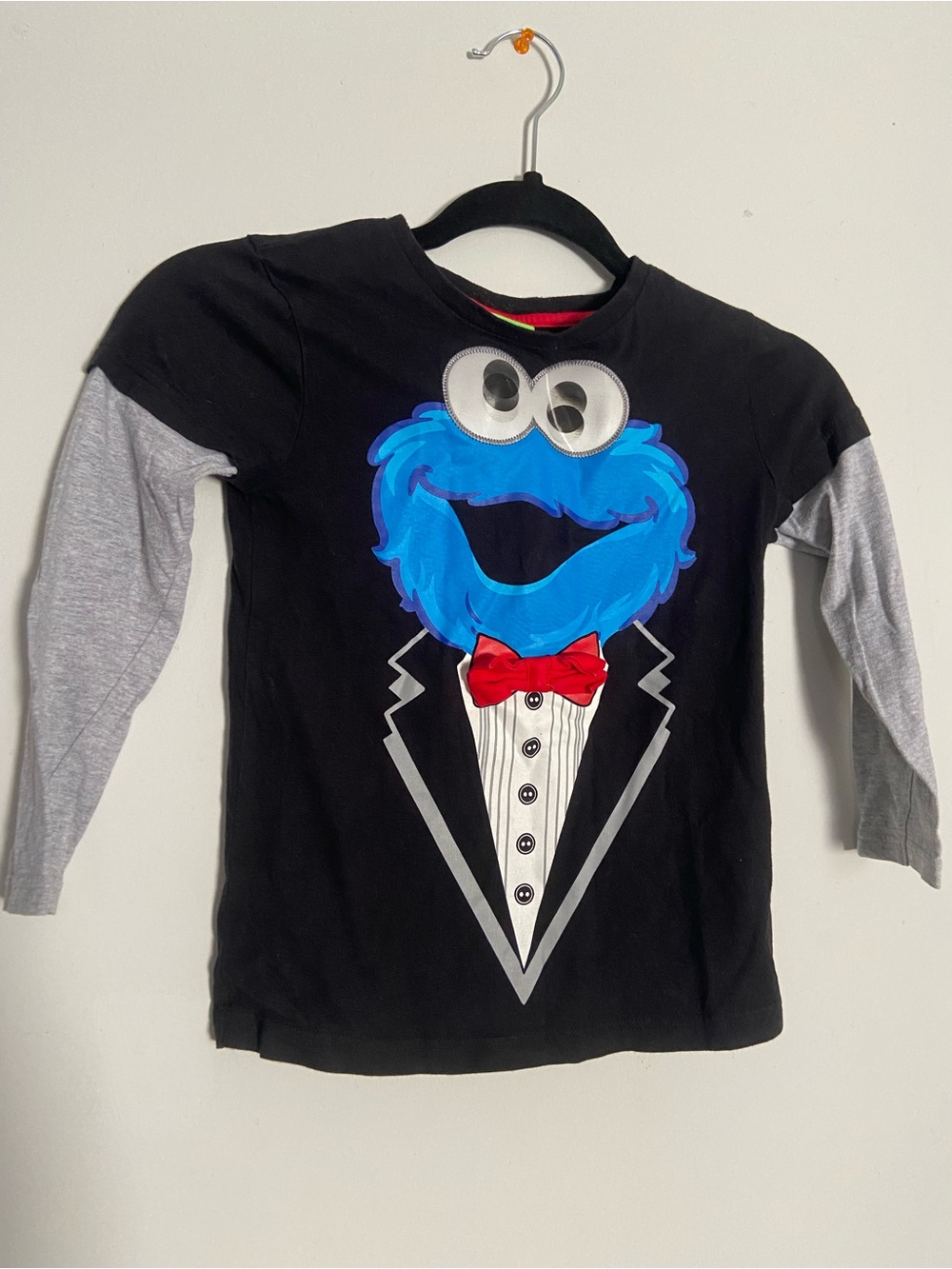 EUC Sesame Street Cookie Monster Tuxedo shirt top googly eyes size 5-6 years old